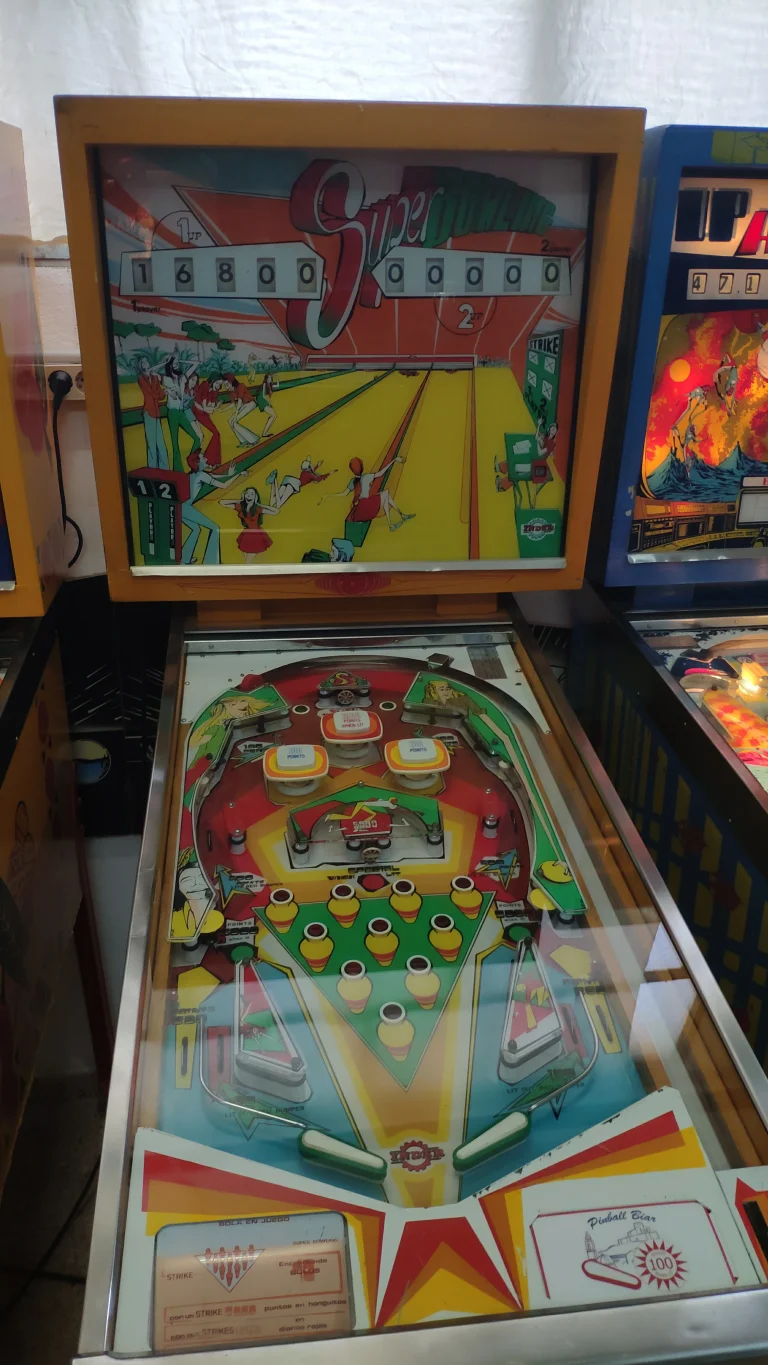 Super Bowling